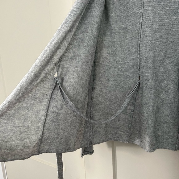 GAP NWOT open front sweater hoodie - Picture 3 of 6